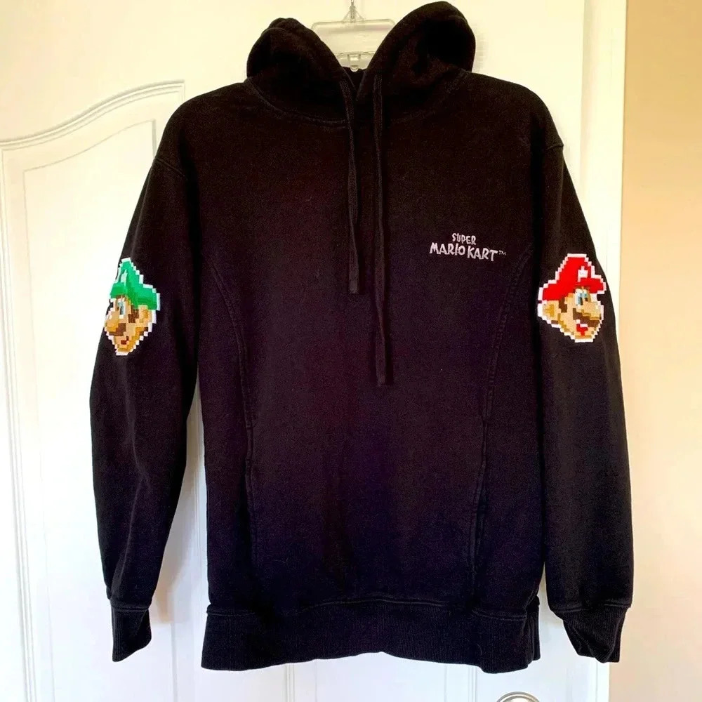 Mens Barney Cools size S Special Edition Super Mario Kart black hoodie.